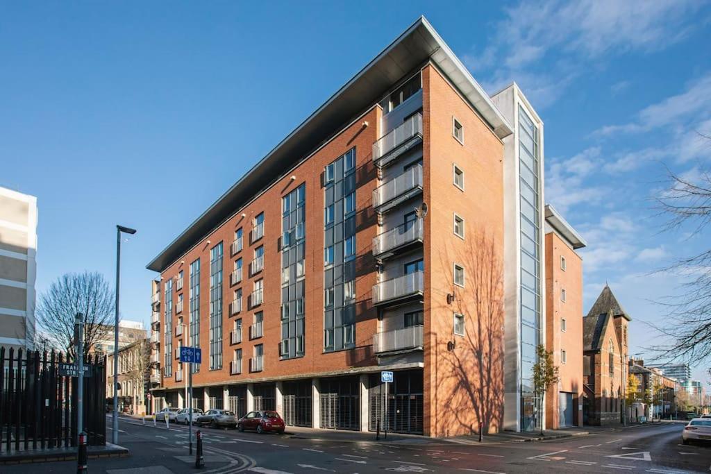 Luxury, Sleeps 6, City Centre Belfast Buitenkant foto